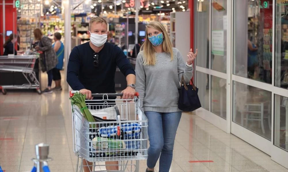 Γερμανία: "Αβέρτα" τα εκπτωτικά κουπόνια για ψώνια σε εμβολιασμένους